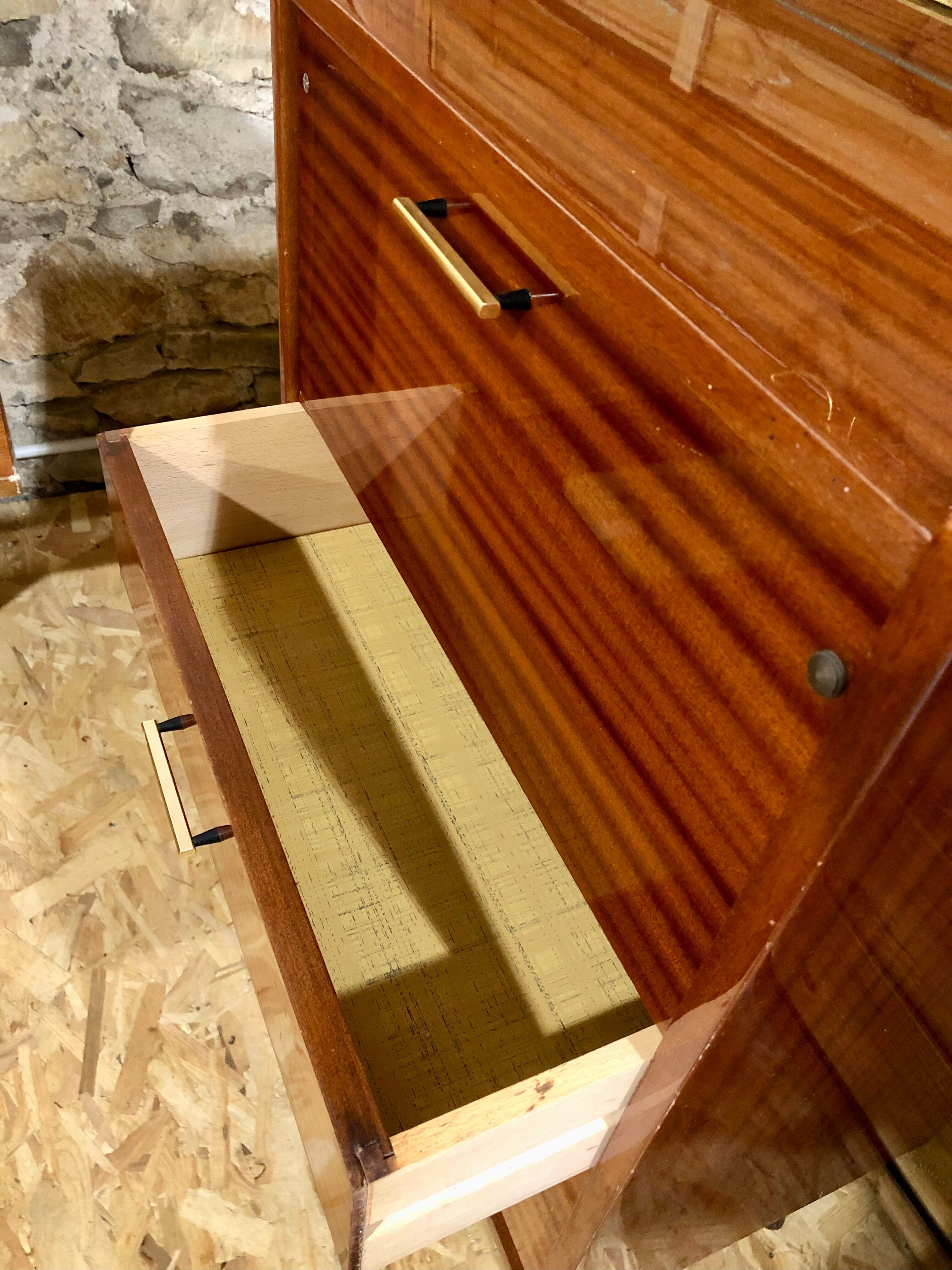 Varnished dressing table