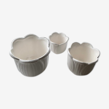 Lot de 3 cache-pots fleurs blancs