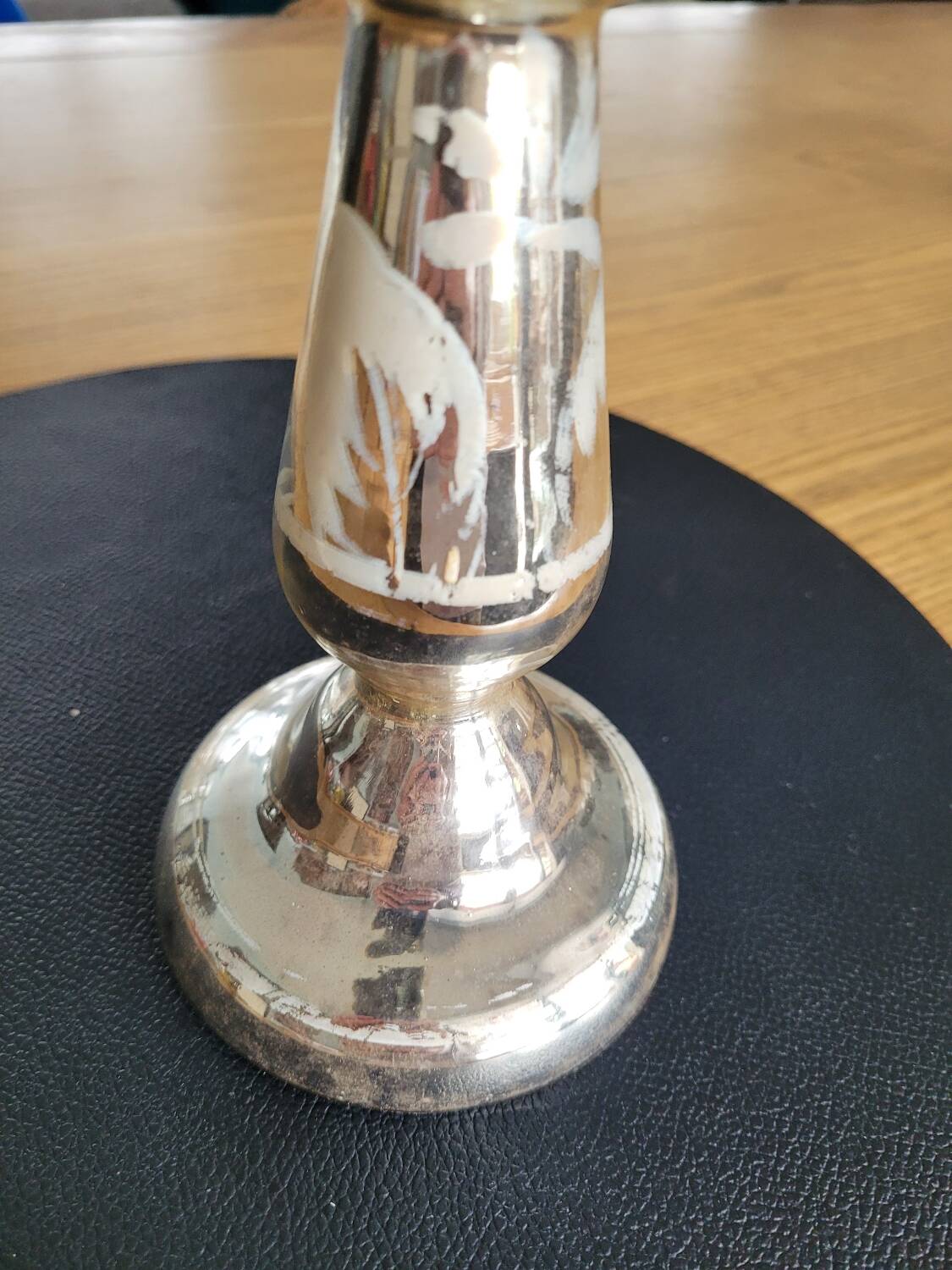 Eglomized mercurized glass candle holder