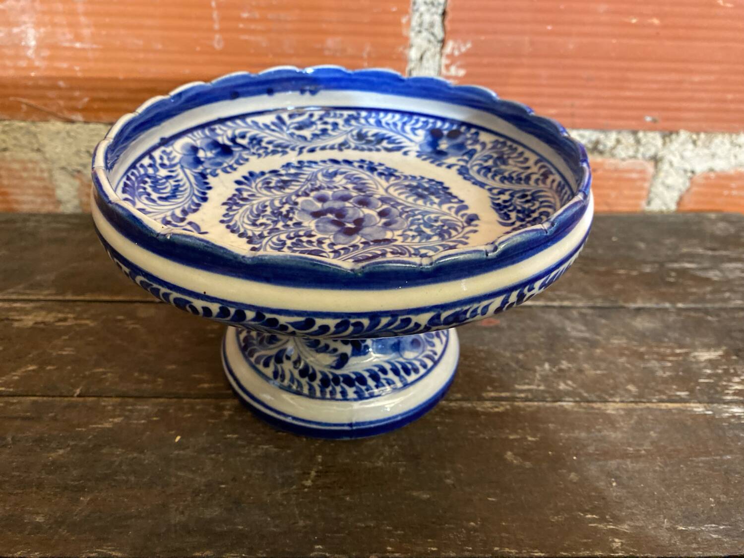 Fruit Bowl White Ceramic Vintage Blue Decor #D552