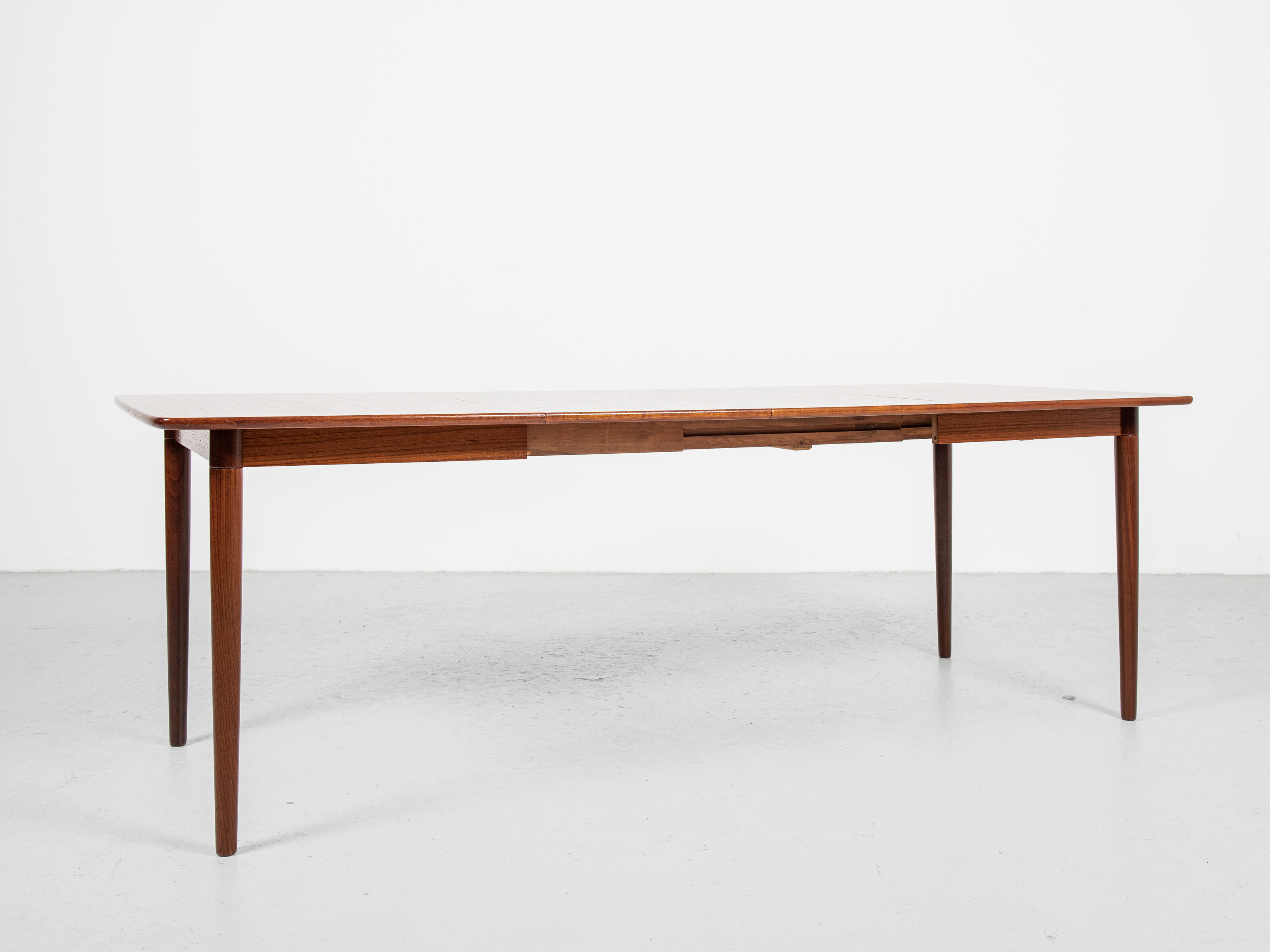 Midcentury extendable dining table in teak by Alf Aarseth for Gustav Bahus 1960s