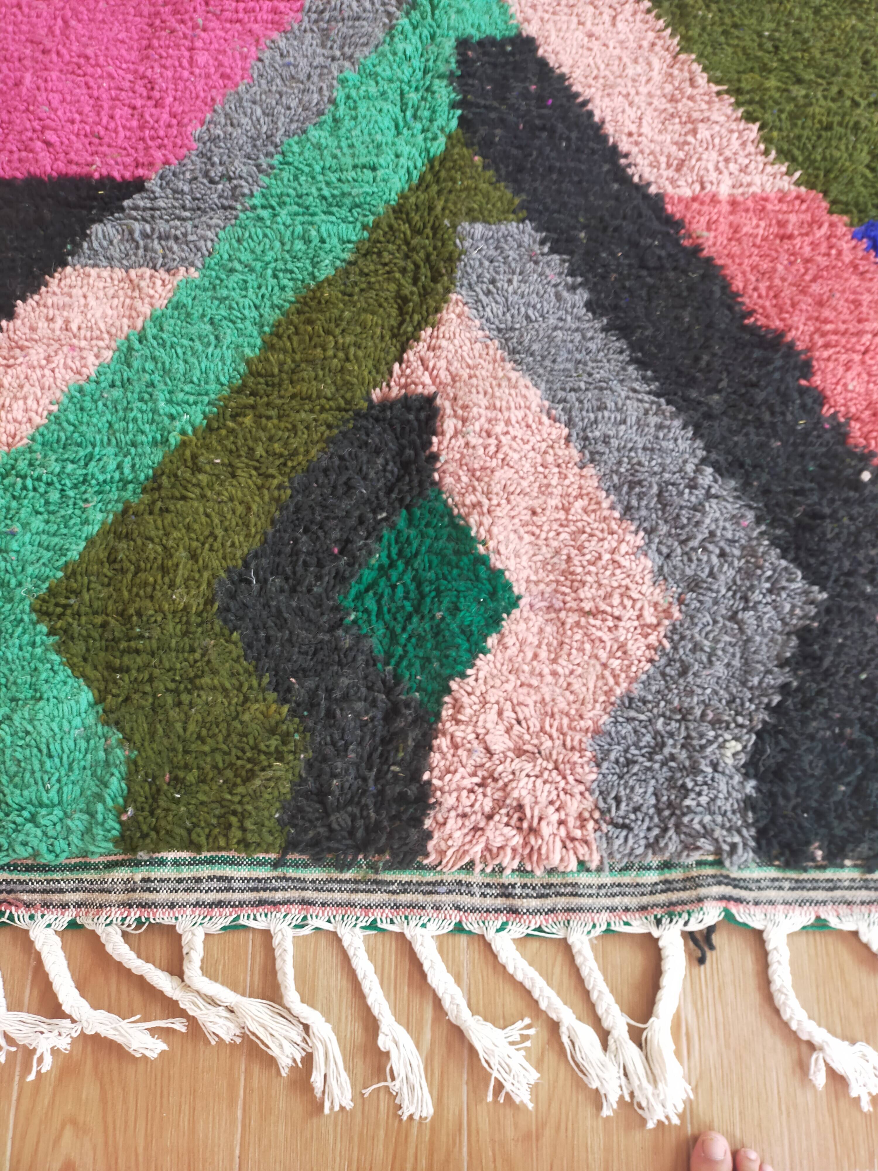 Tapis berbère boujaad motifs coloré 250/150 cm