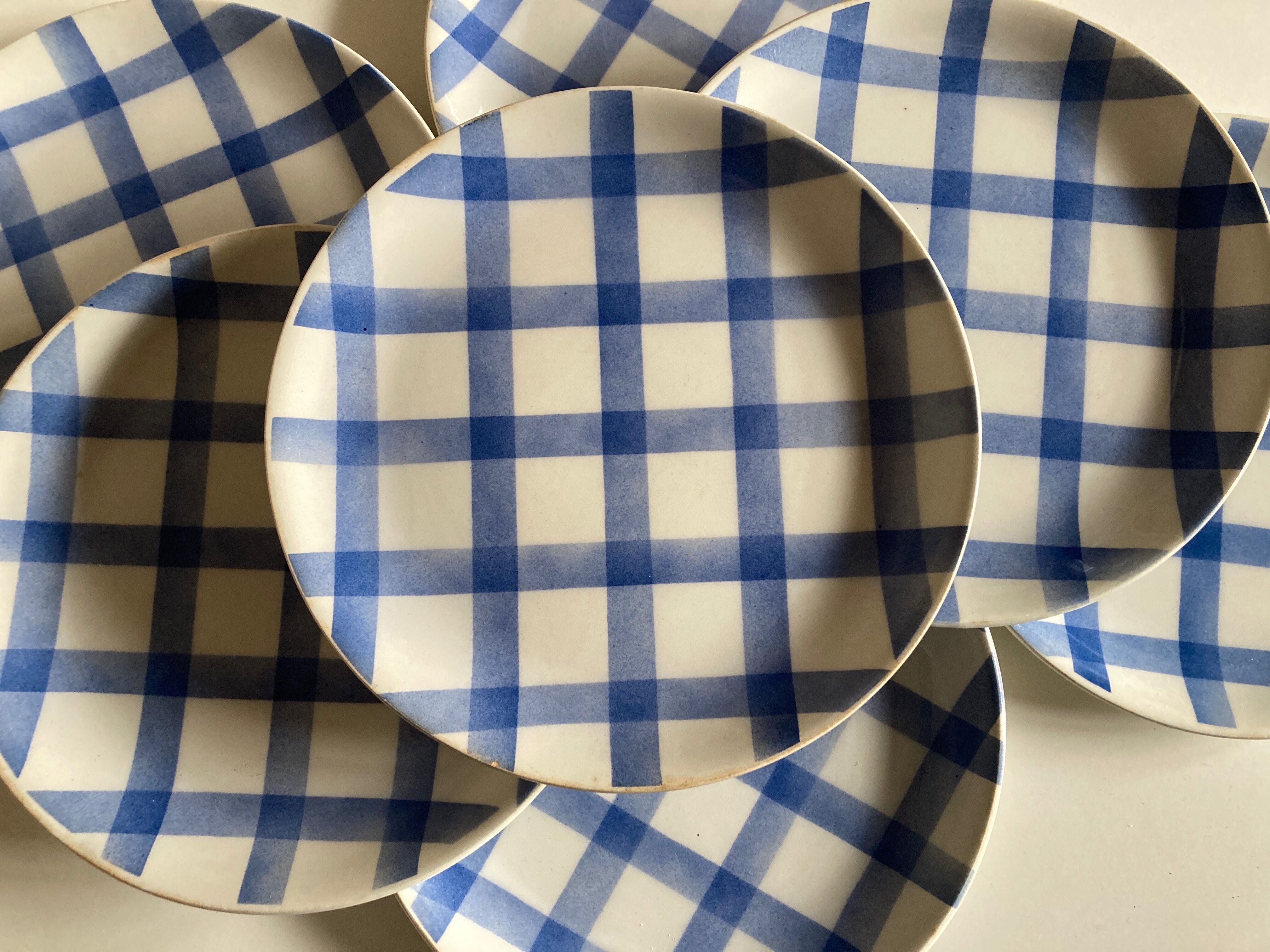 Set de 7 assiettes 1960 en faience vichy