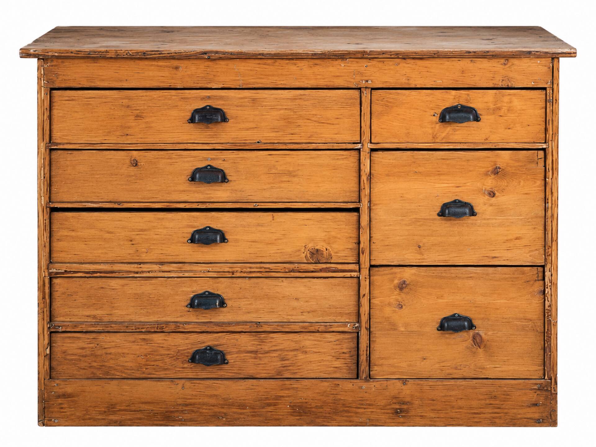Antique drawer cabinet
