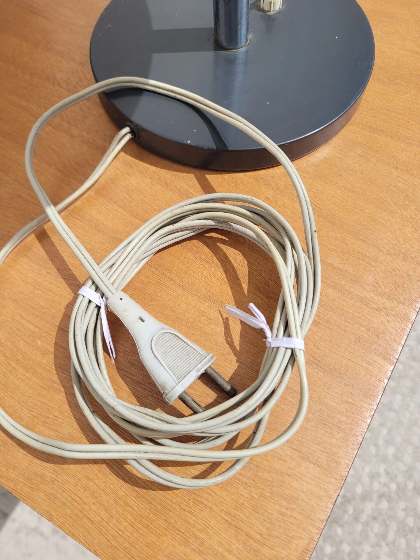 Lampe moderniste Philips années 50