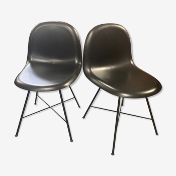 set of 2 chairs GUBI model 3d design by Komplot