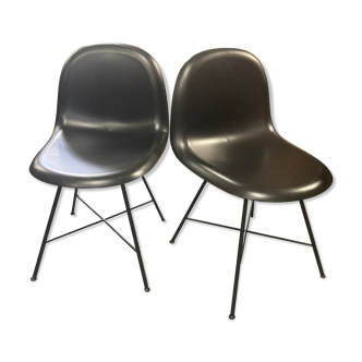 set of 2 chairs GUBI model 3d design by Komplot