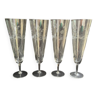 3332 – 4 Large Champagne Flutes – Vintage Cut Crystal, unstamped, these 4 large flutes
