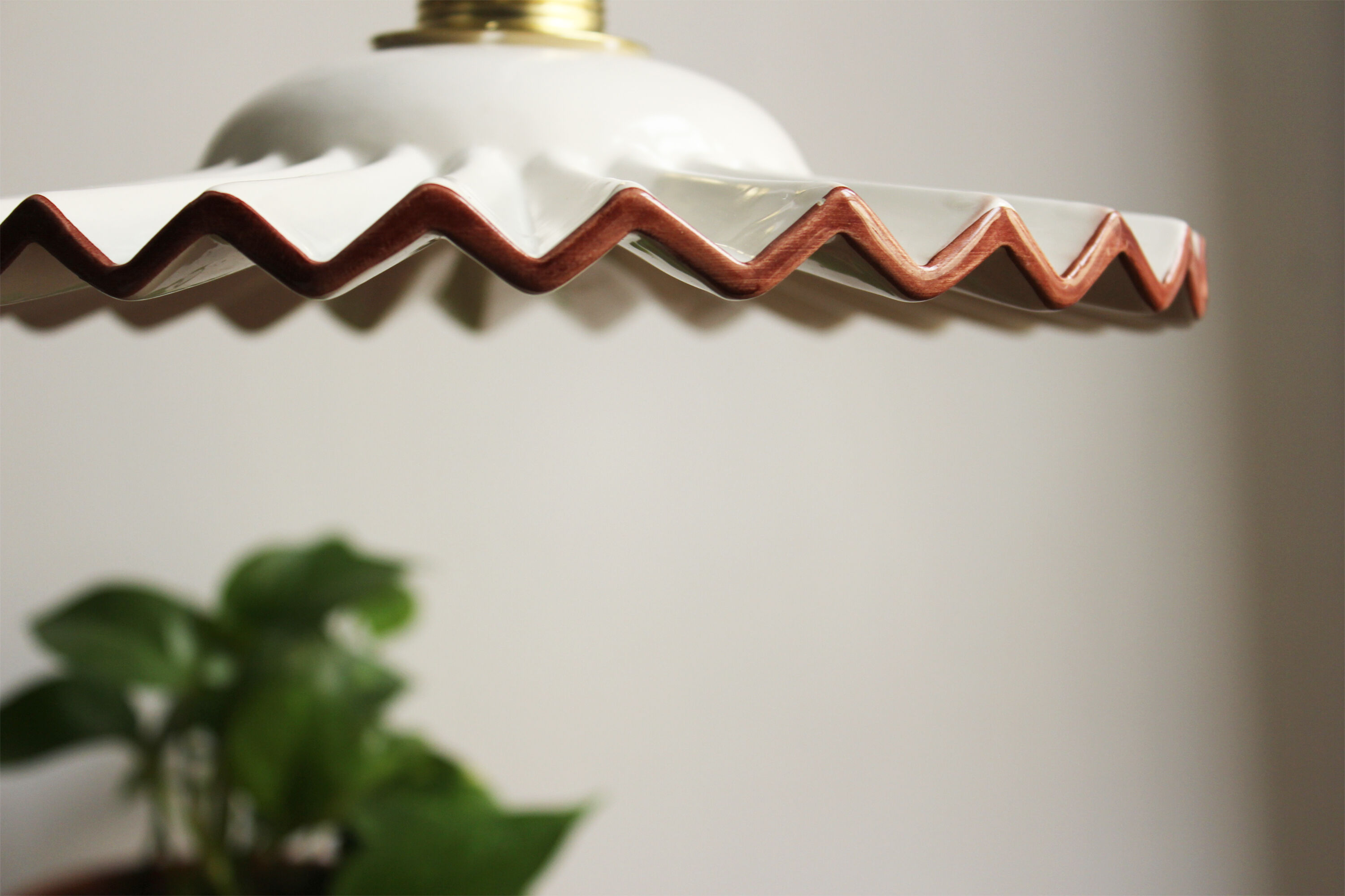 Ceiling lamp, light show shape in vintage ceramic