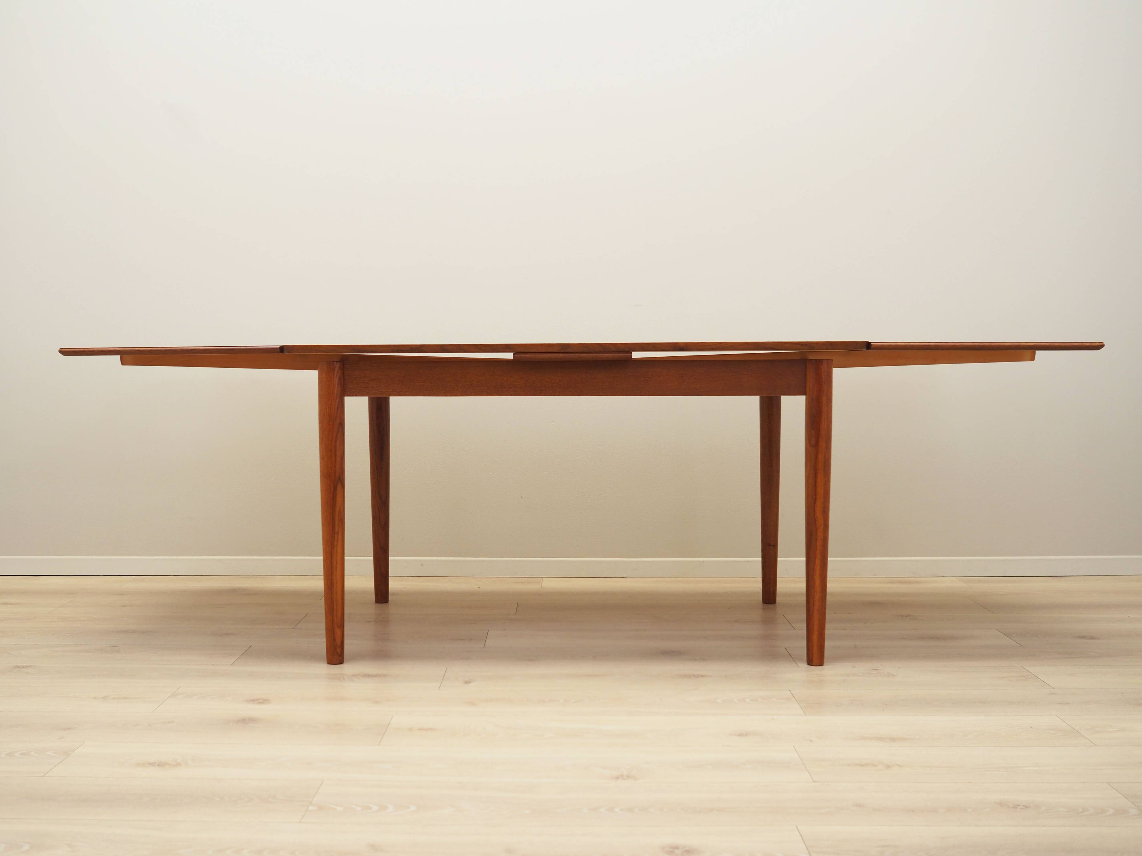 Oak table, Danish design, 1970s, production: Denmark
