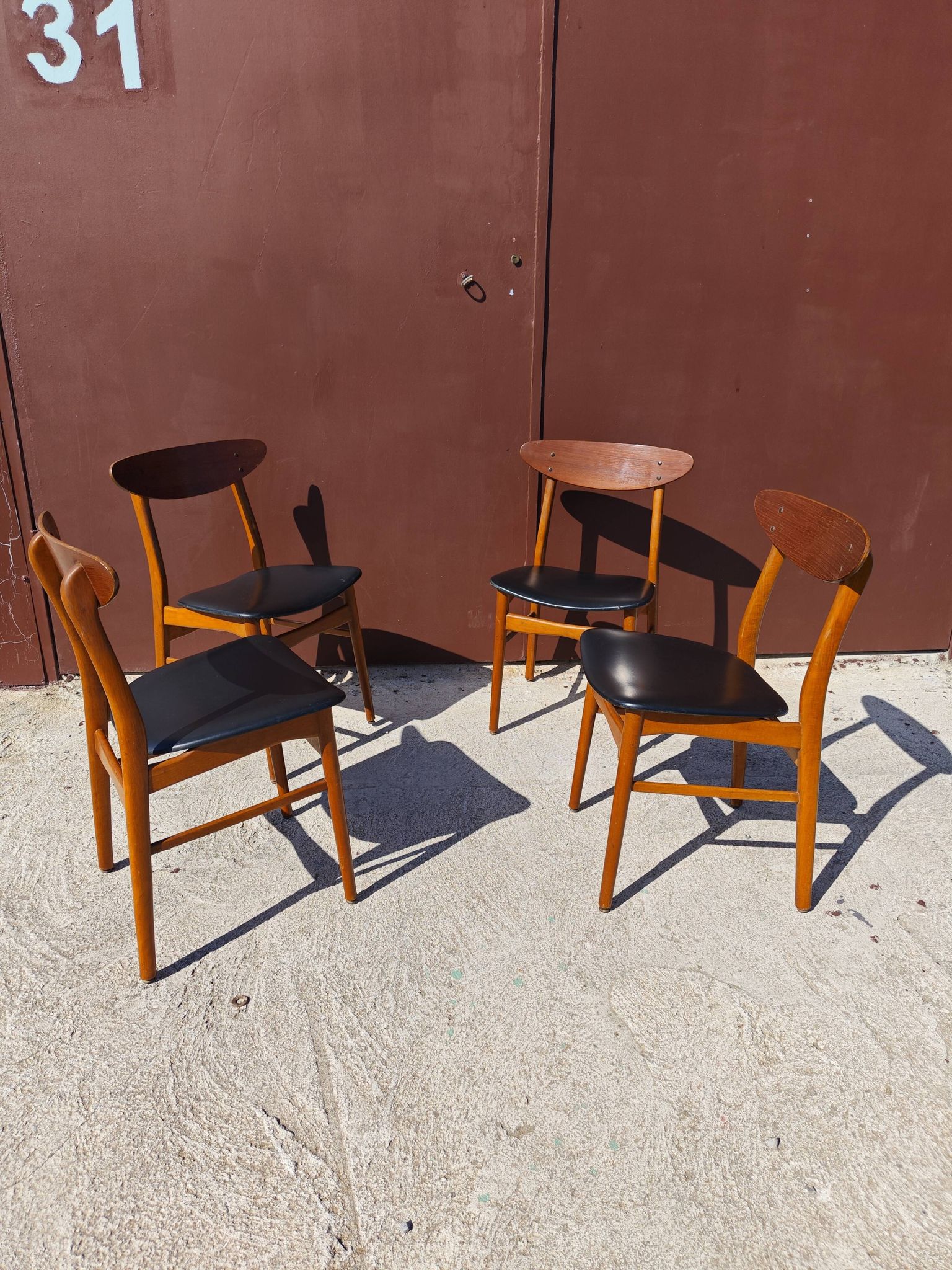 4 chaises Farstrup scandinave
