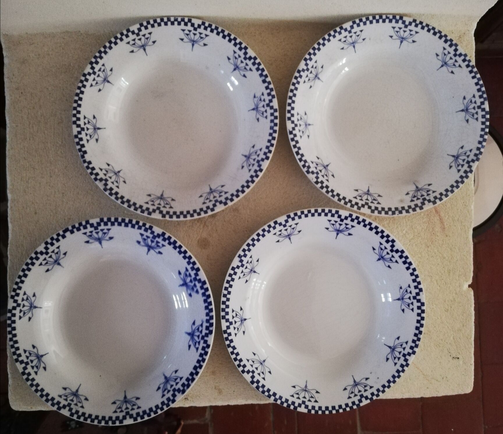 4 soup plates iron earth Creil and Montereau