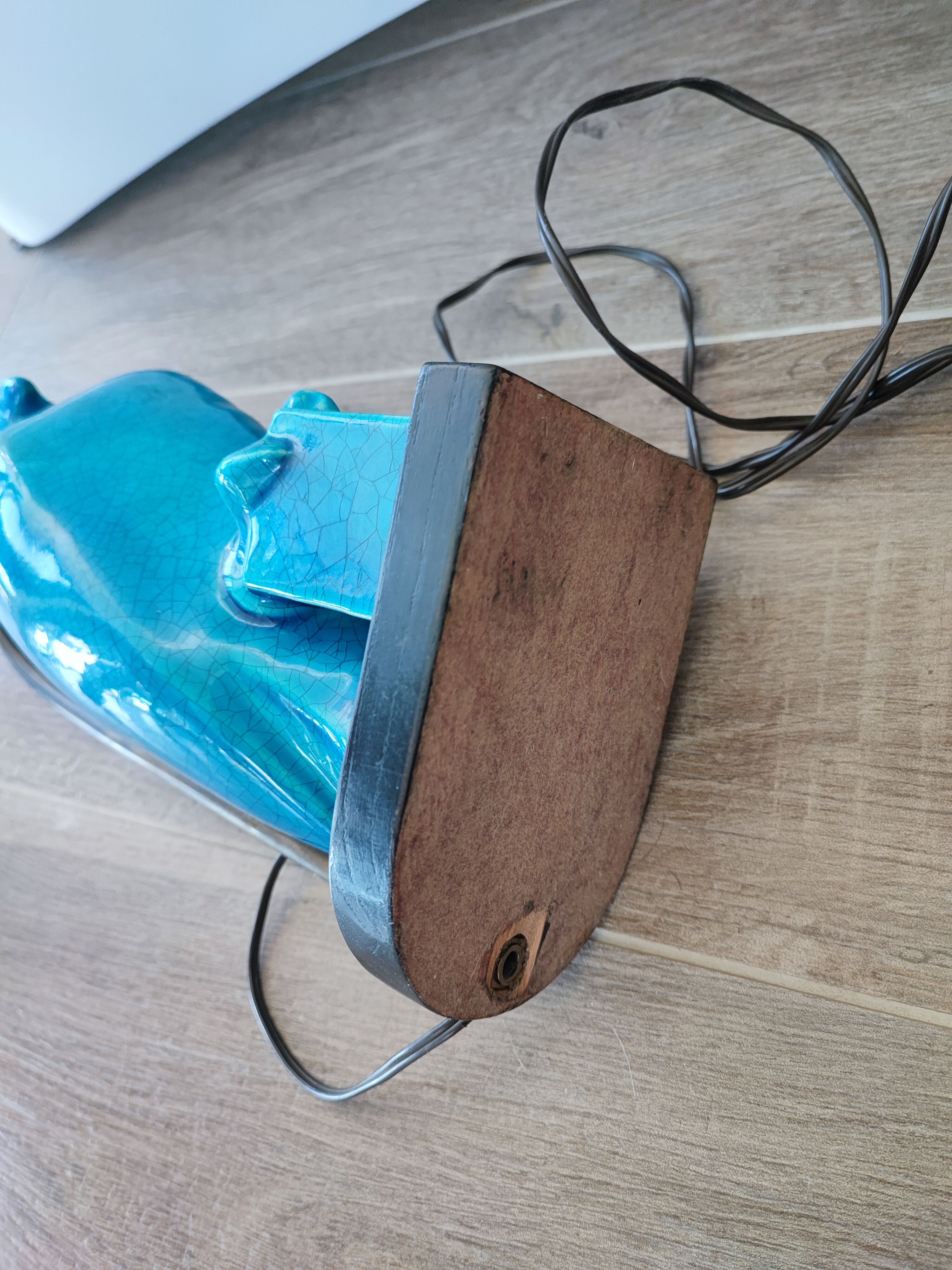 Turquoise cracked earthenware owl lamp