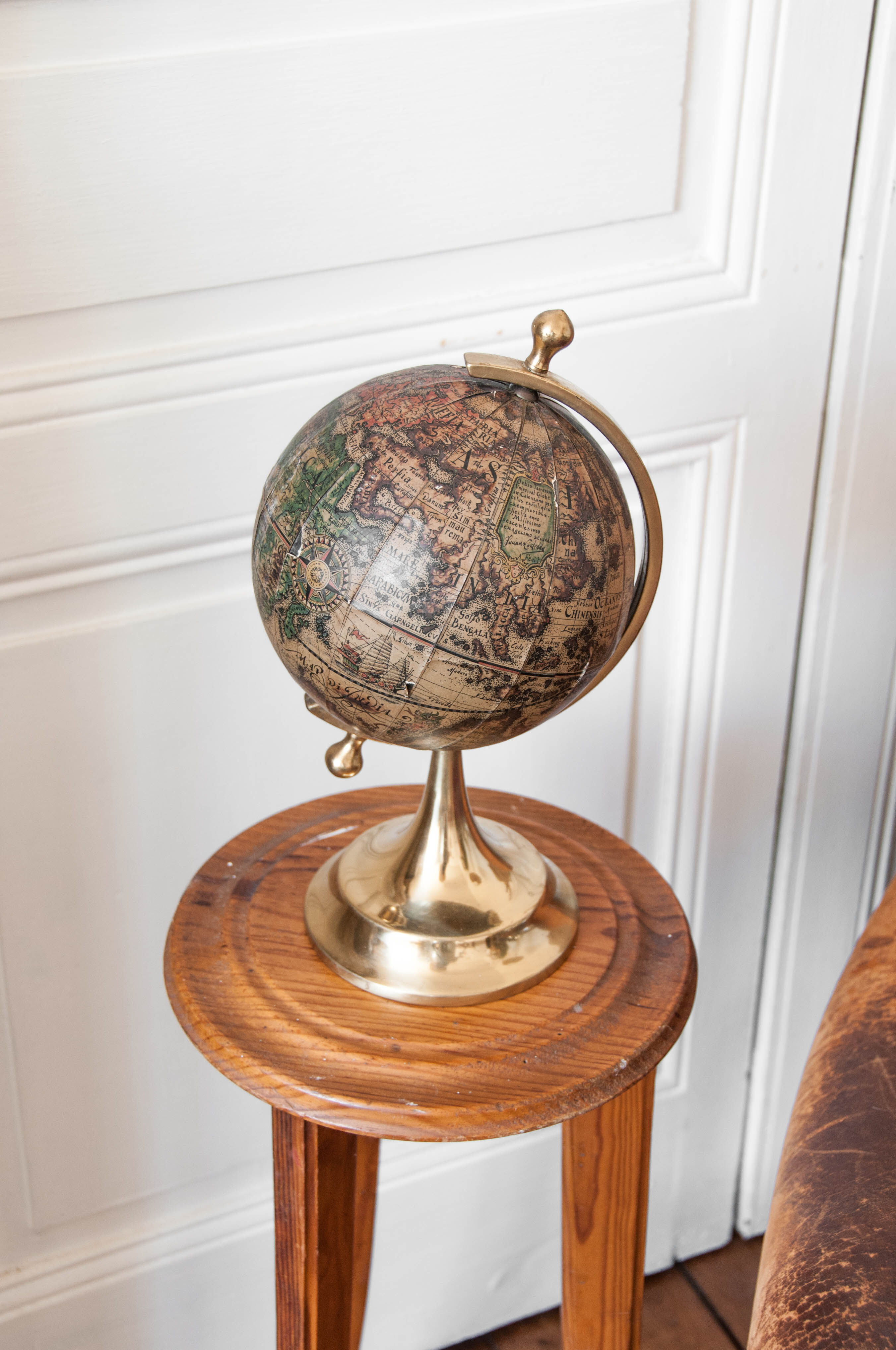 Brass earth globe - 1950