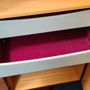Buffet haut vintage en teck avec compartiment bar
