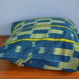 Housse de coussin en tissu baoulé jaune