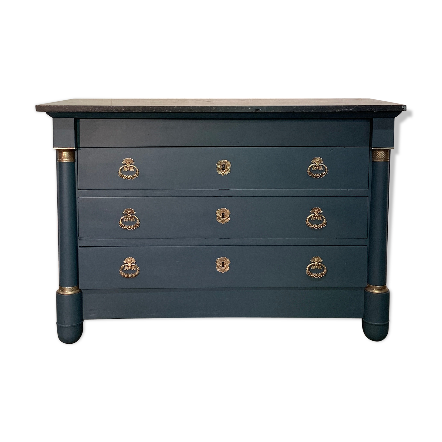 Empire dresser