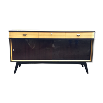 Sycamore row of Art Deco inspiration