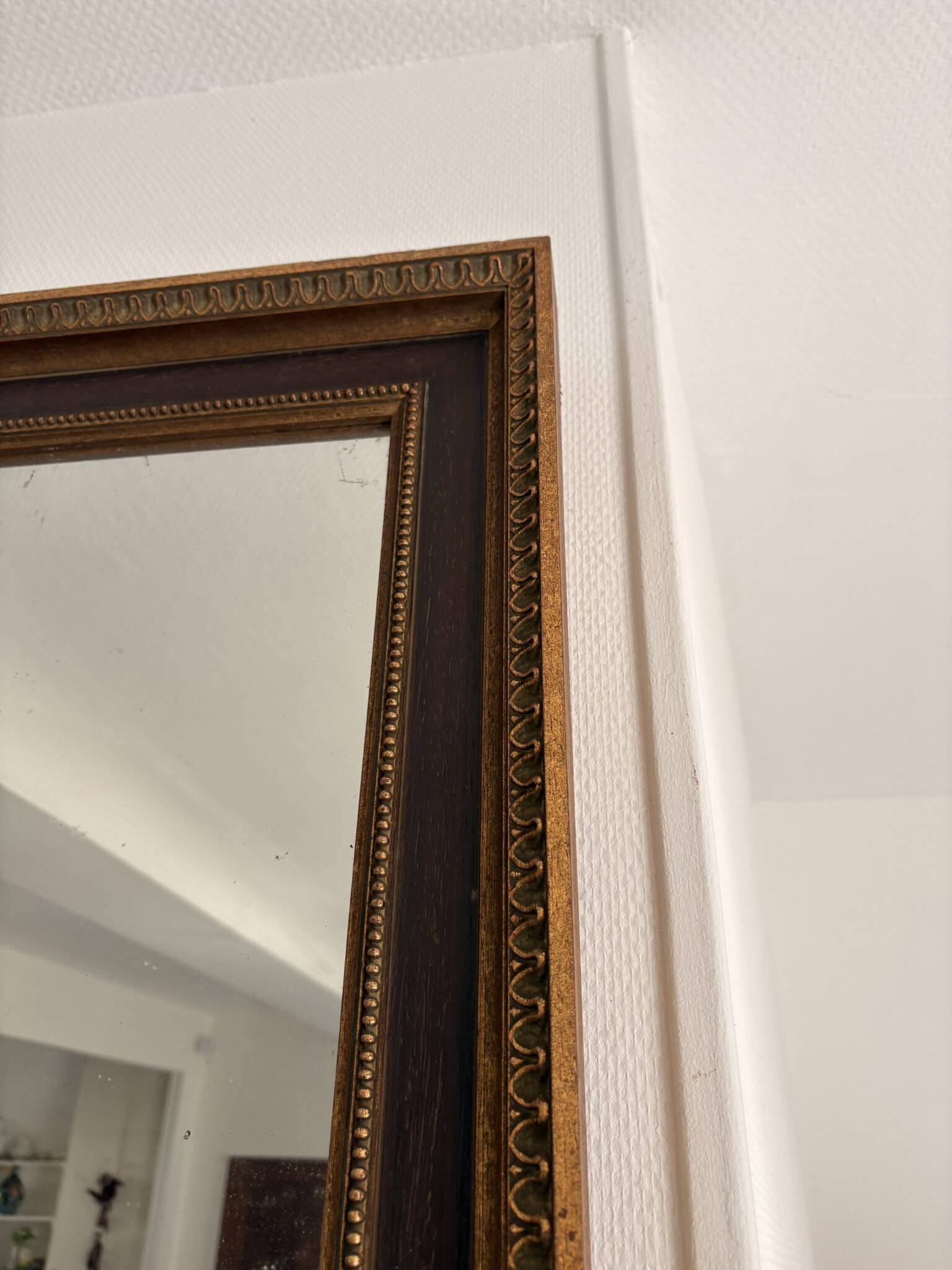 Golden Rectangular Wall Mirror Wood Louis XVI Style Acanthus Leaf Pearled