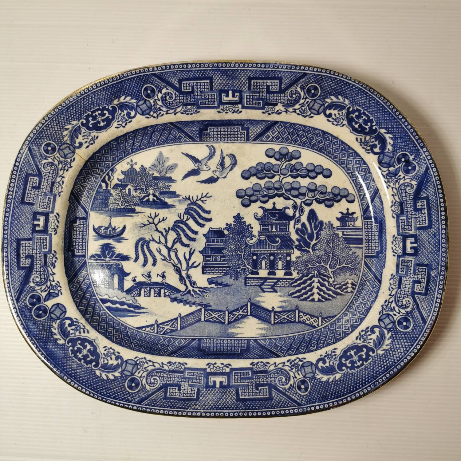 3 Crown Pottery JT Hudden Longton serving dishes guaranteed, willow pattern, willow pattern 19th century