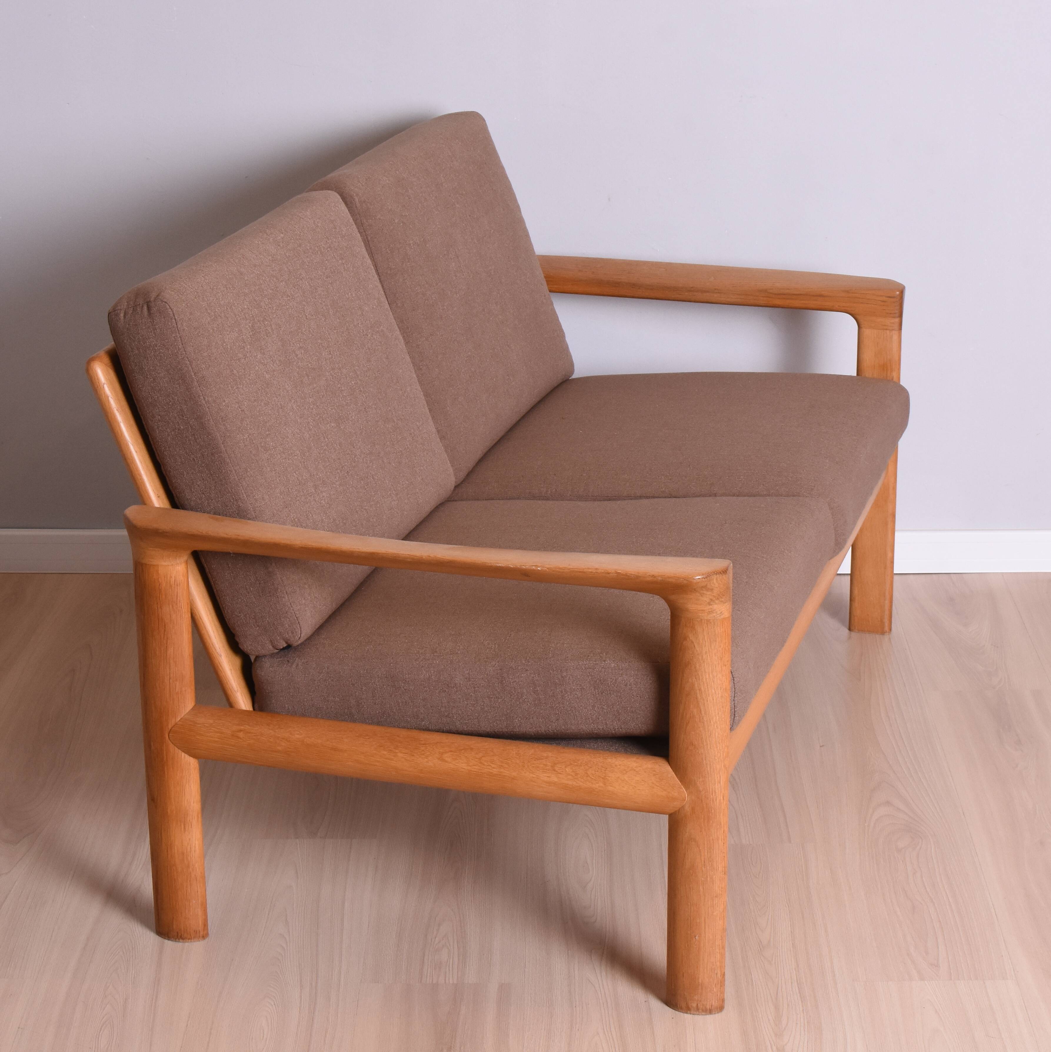 Mid-Century danish oak sofa by Sven Ellekaer for Komfort, 1960s