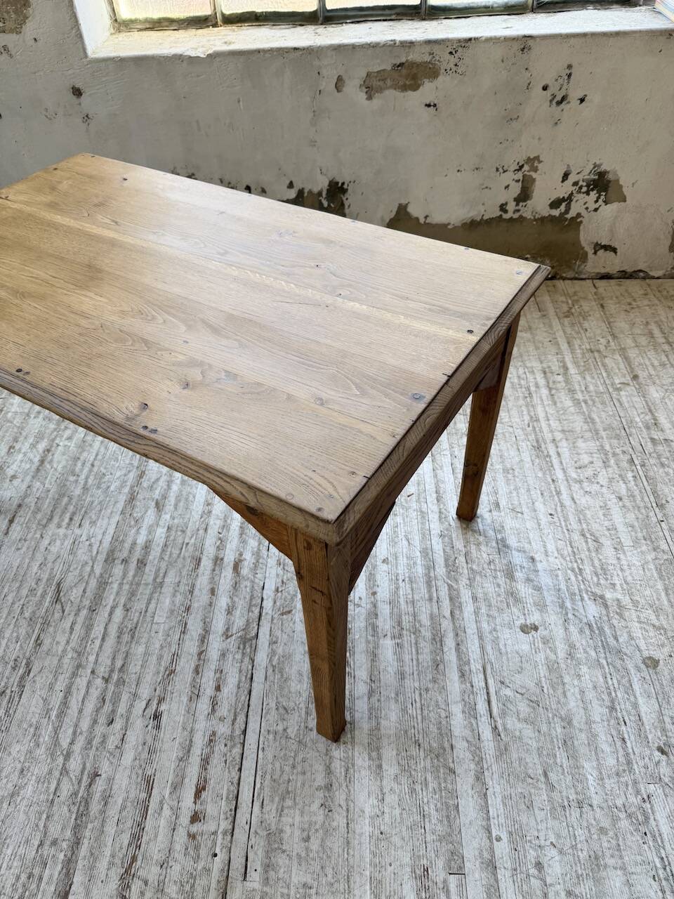 Oak desk with spindle legs, 1950s