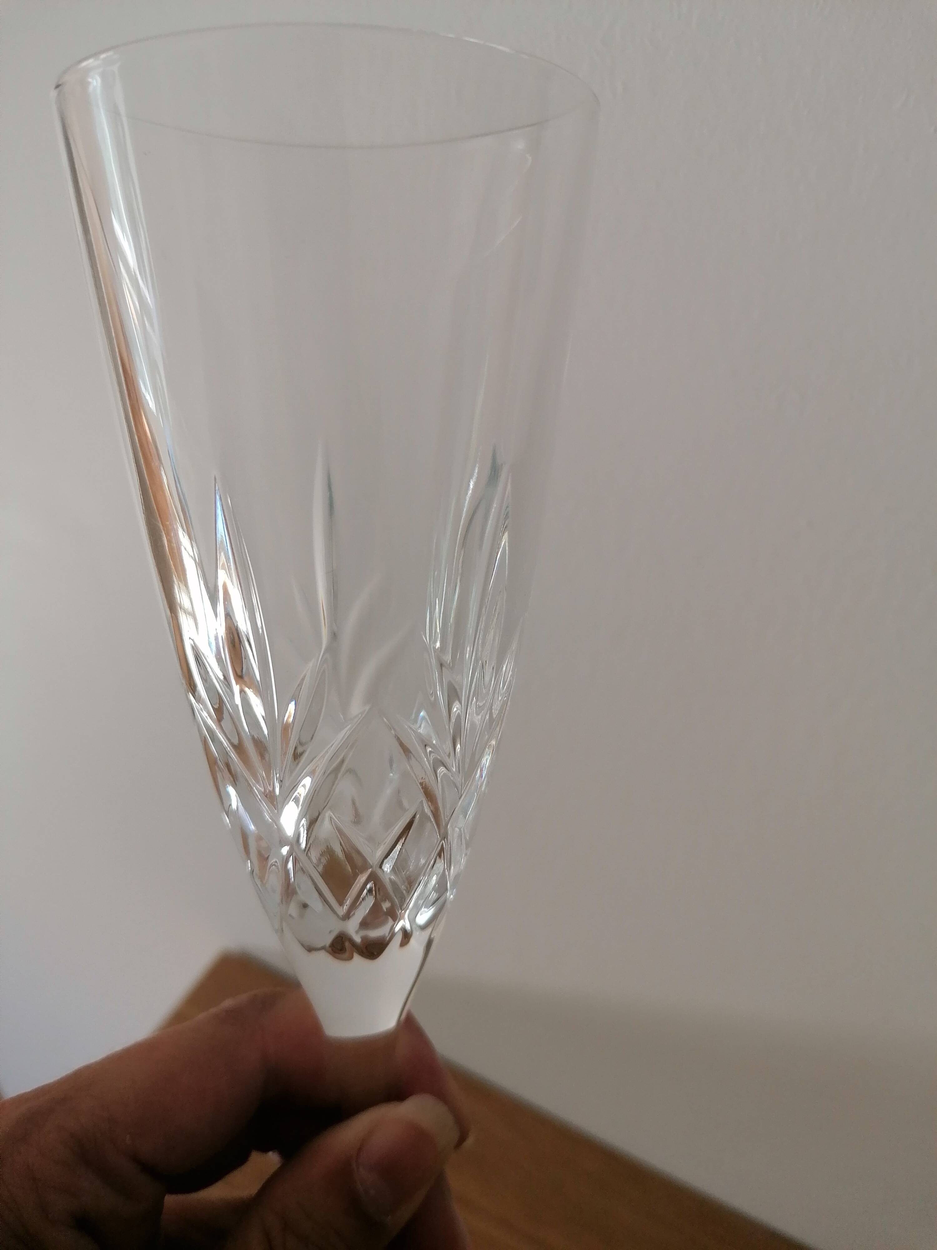 6 flûtes à champagne en cristal