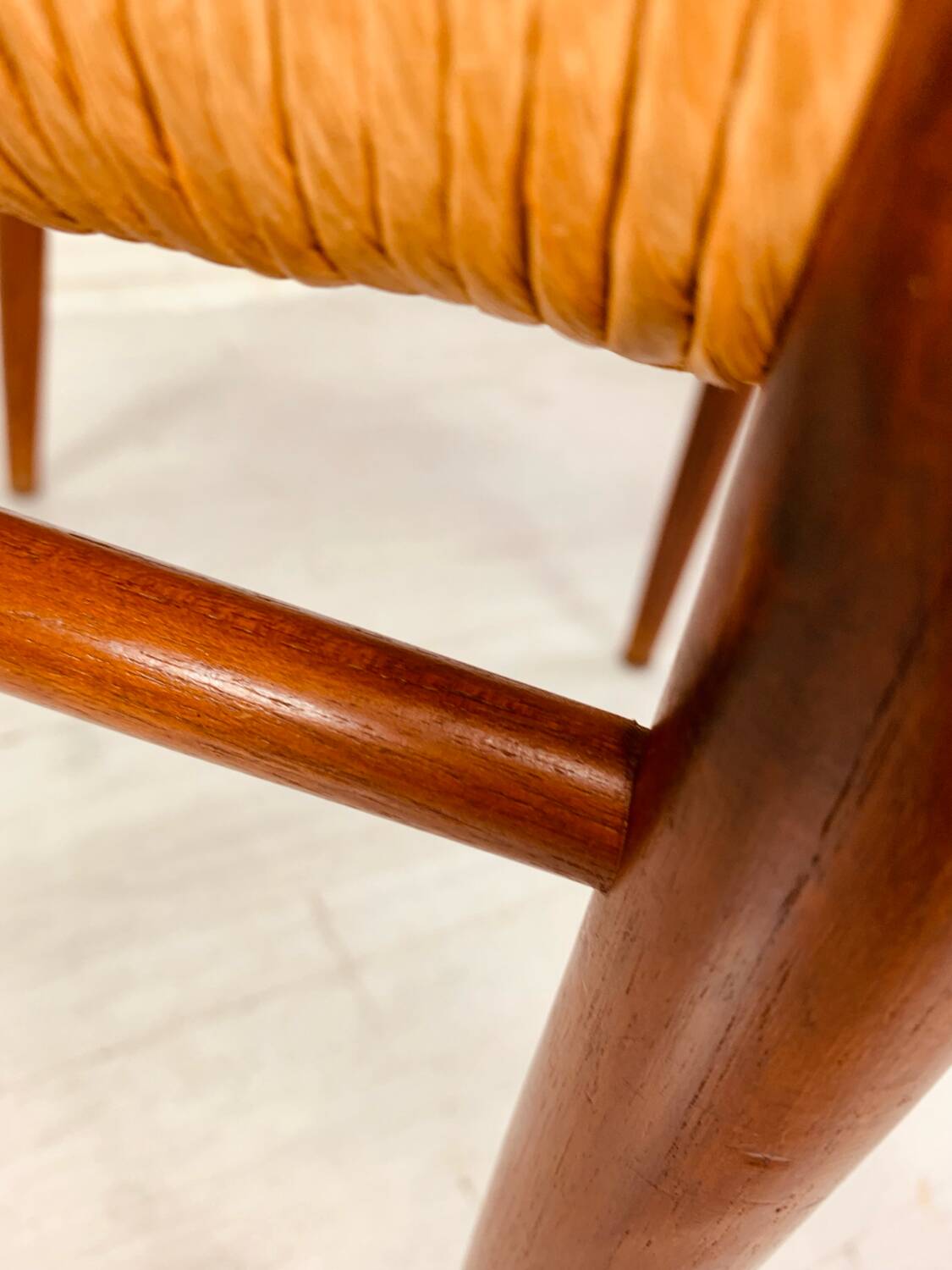Moller 75 chairs