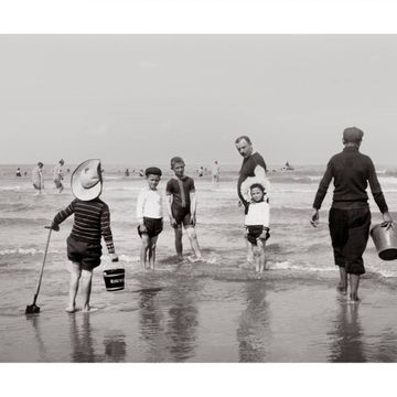 Old photo at sea, 1900s