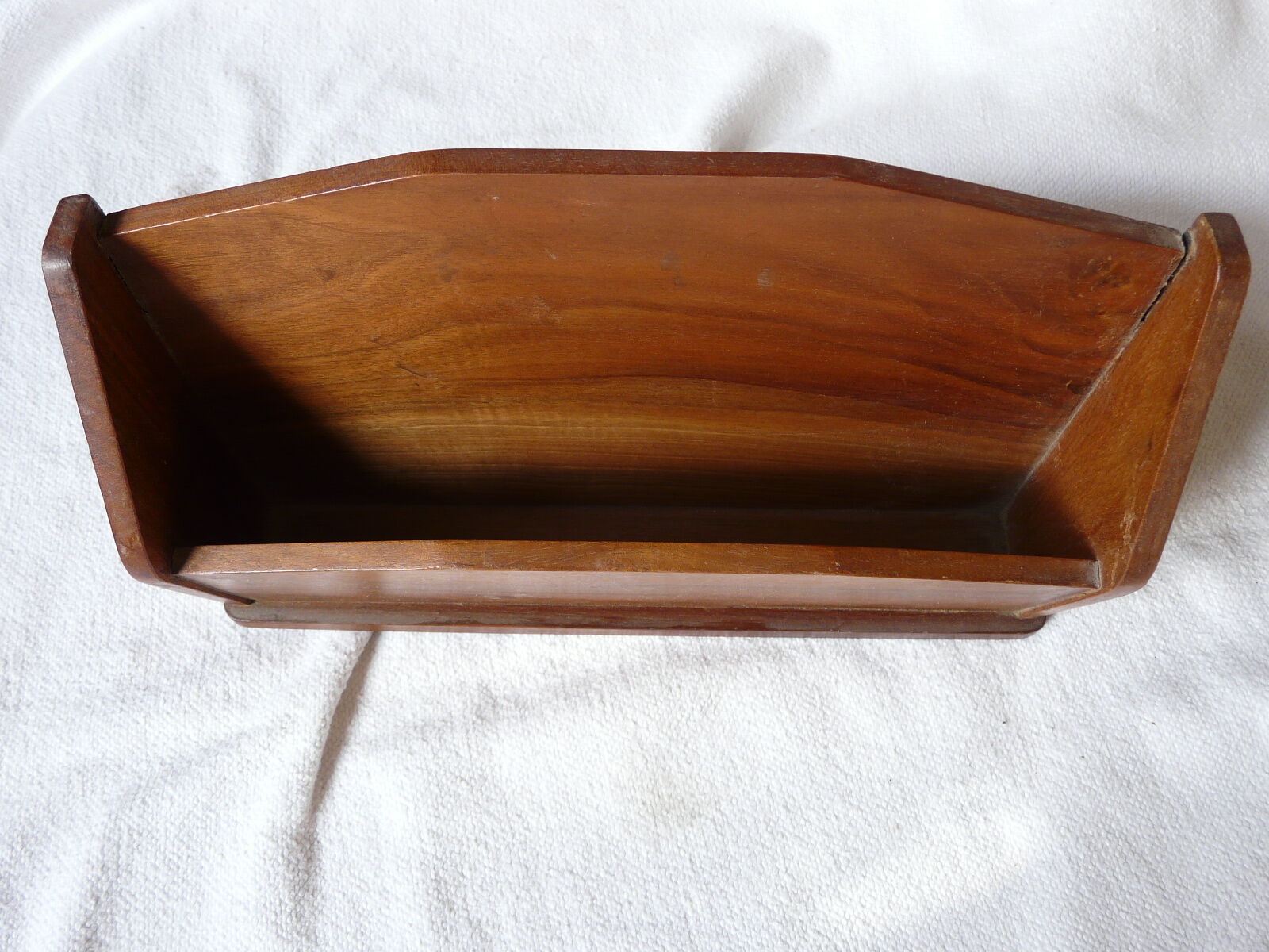 Range door mail letter in Walnut art deco with possibility to suspend