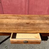 Farm table
