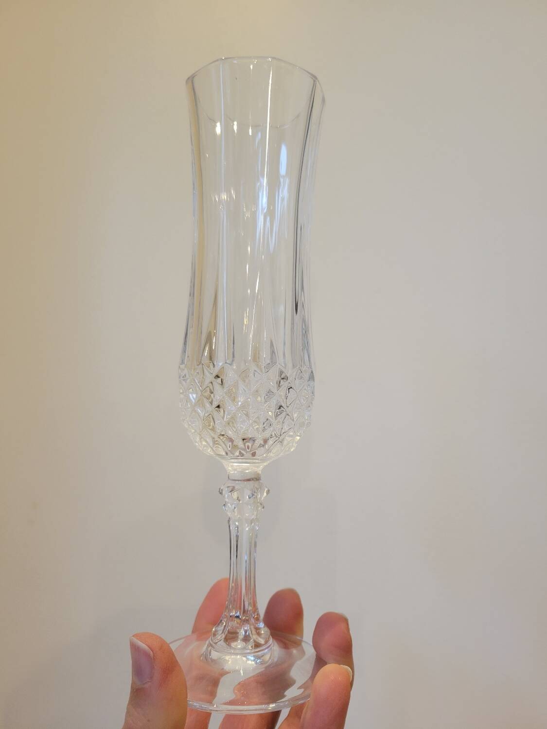 9 crystal champagne flutes from Arques model Longchamp
