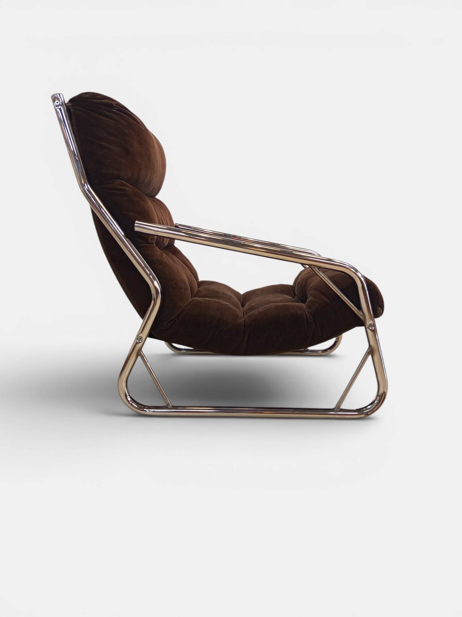 Chrome tubular lounge chair with corduroy – Space Age style 1970