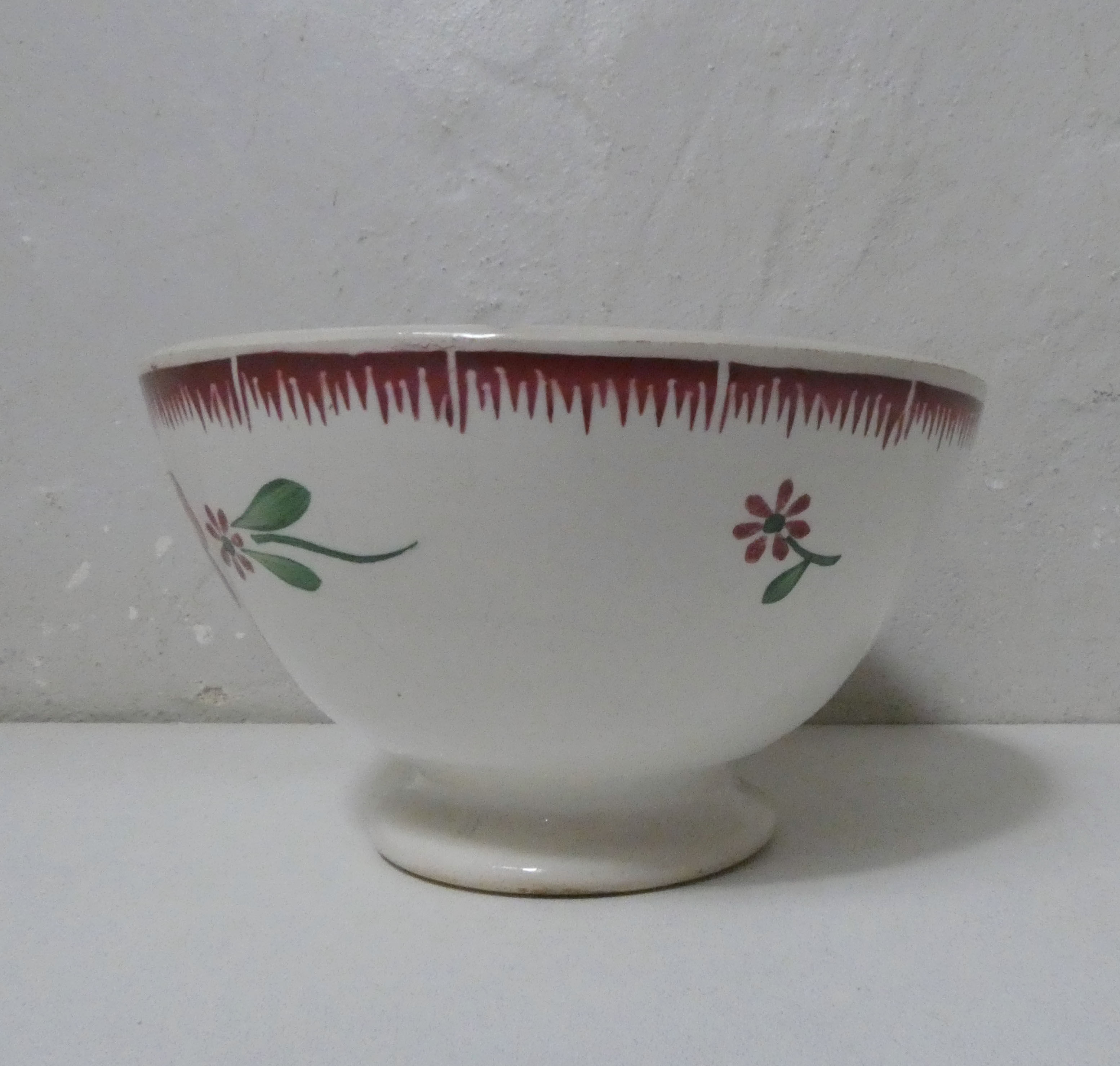 Old bowl digoin domino