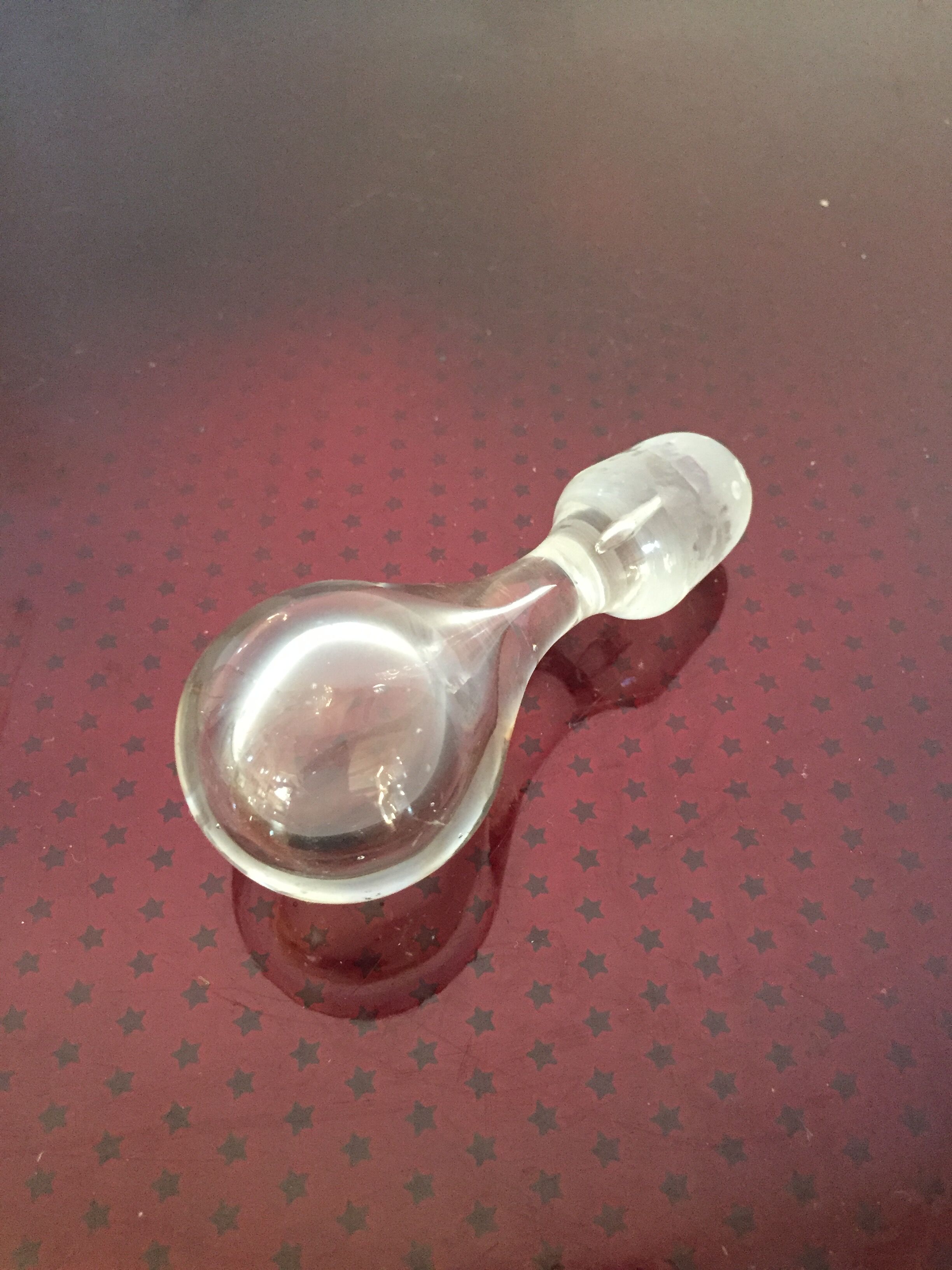 Art Deco stylized flowers carafe with its cap