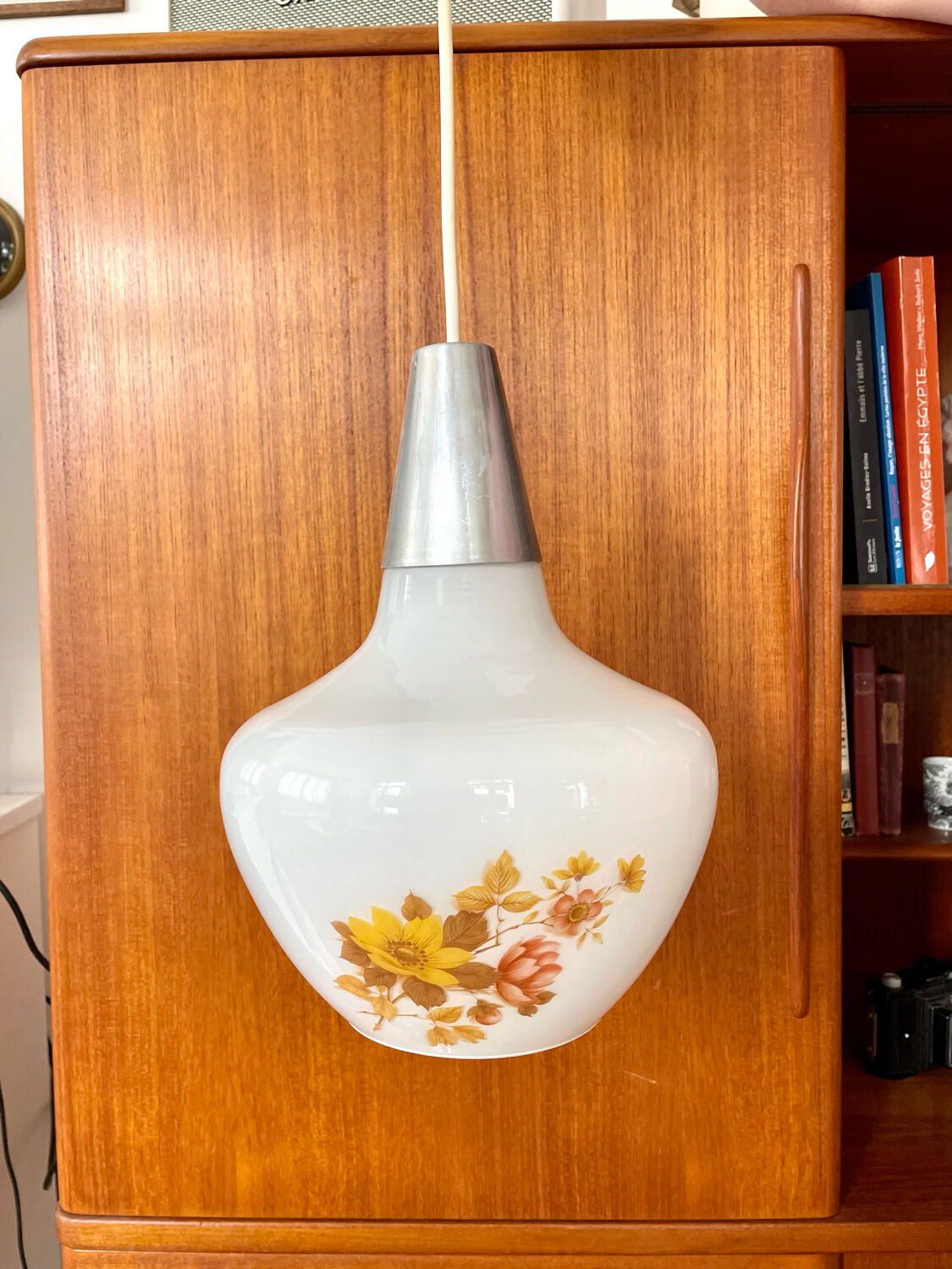 Lustre suspension vintage années 70 globe verre fleuri