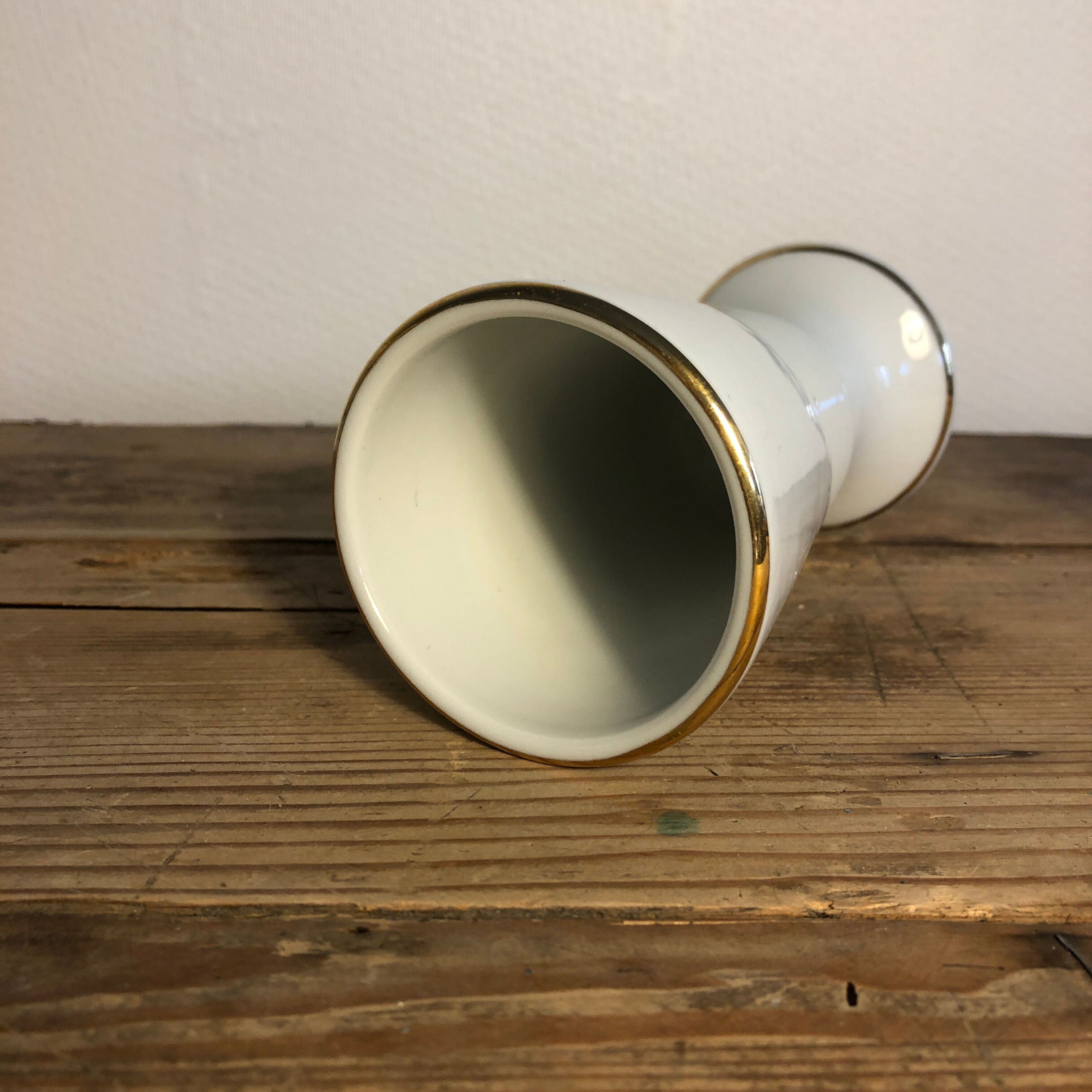 Mazagrans and coffee maker