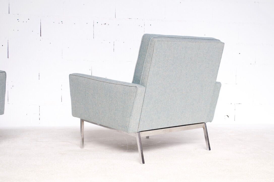 Pair of armchairs, model 67 A, by Florence Knoll, 1966, Knoll International publisher