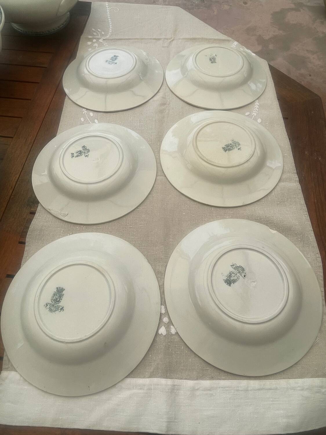 6 opaque porcelain soup plates from Gien, Montigny model