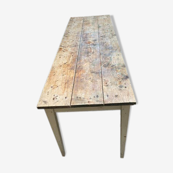 Cerus solid wooden table