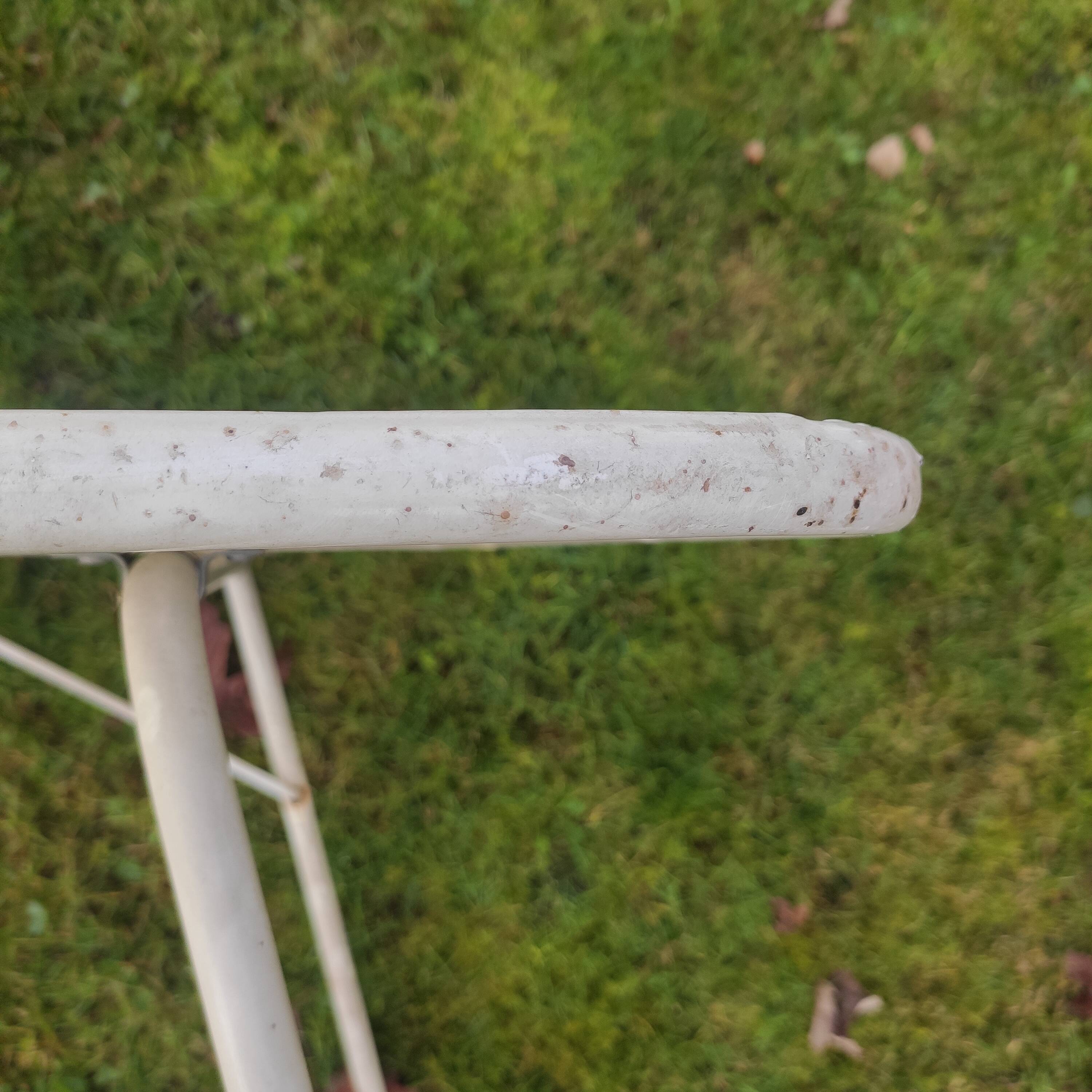 Armchairs with original cushions and Emu garden table model Rio 1966.
