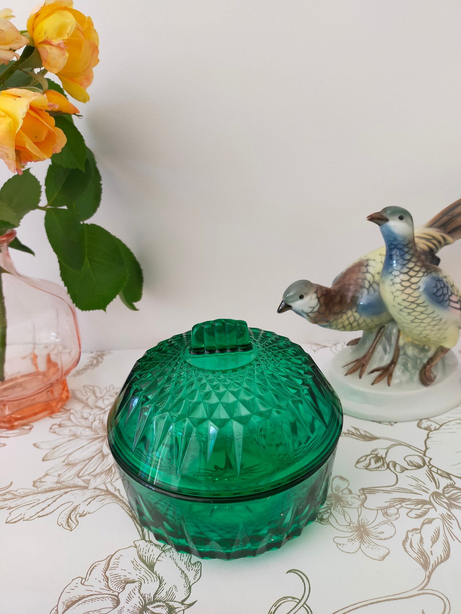 Vintage art deco glass sugar bowl, emerald green color from the 60s