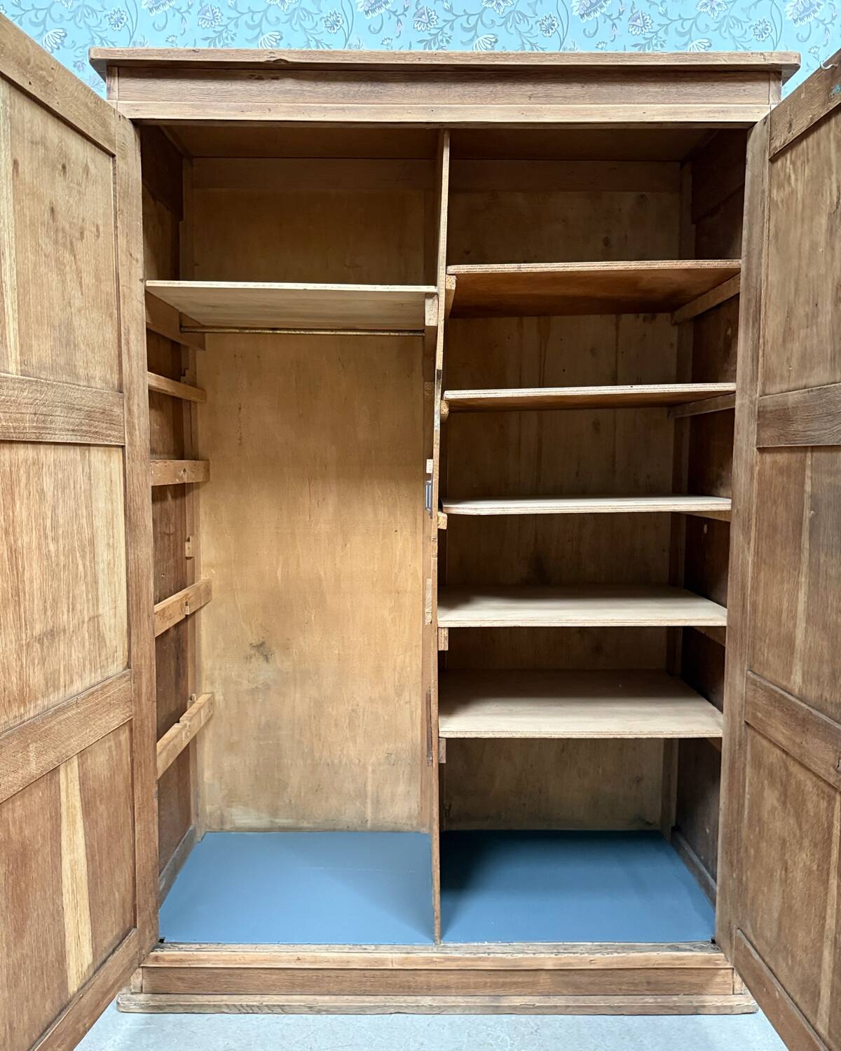 Parisian wardrobe (renovated)