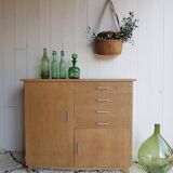 Petit buffet vintage rénové