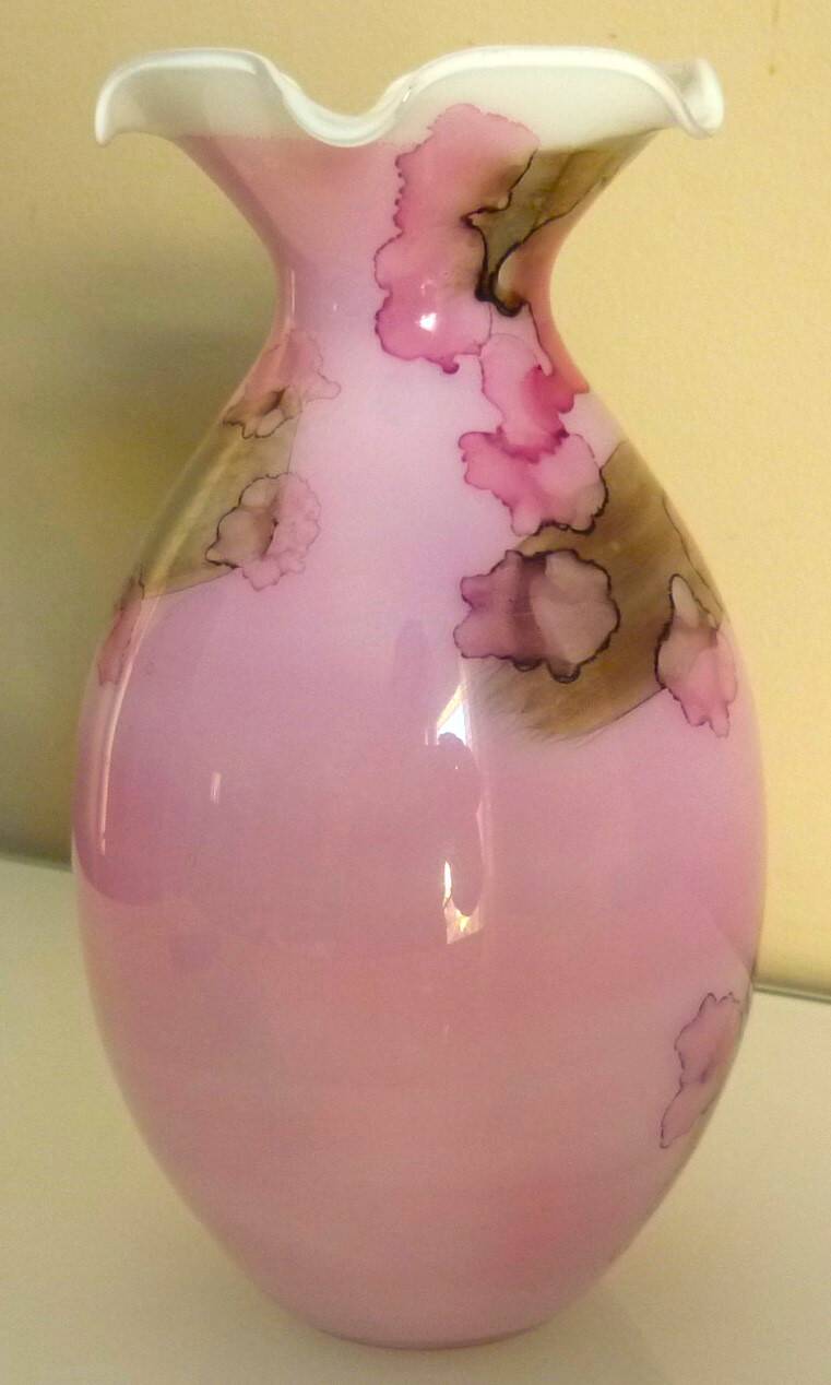 Pink vase, Murano Kristall Mery, blown glass with inclusions