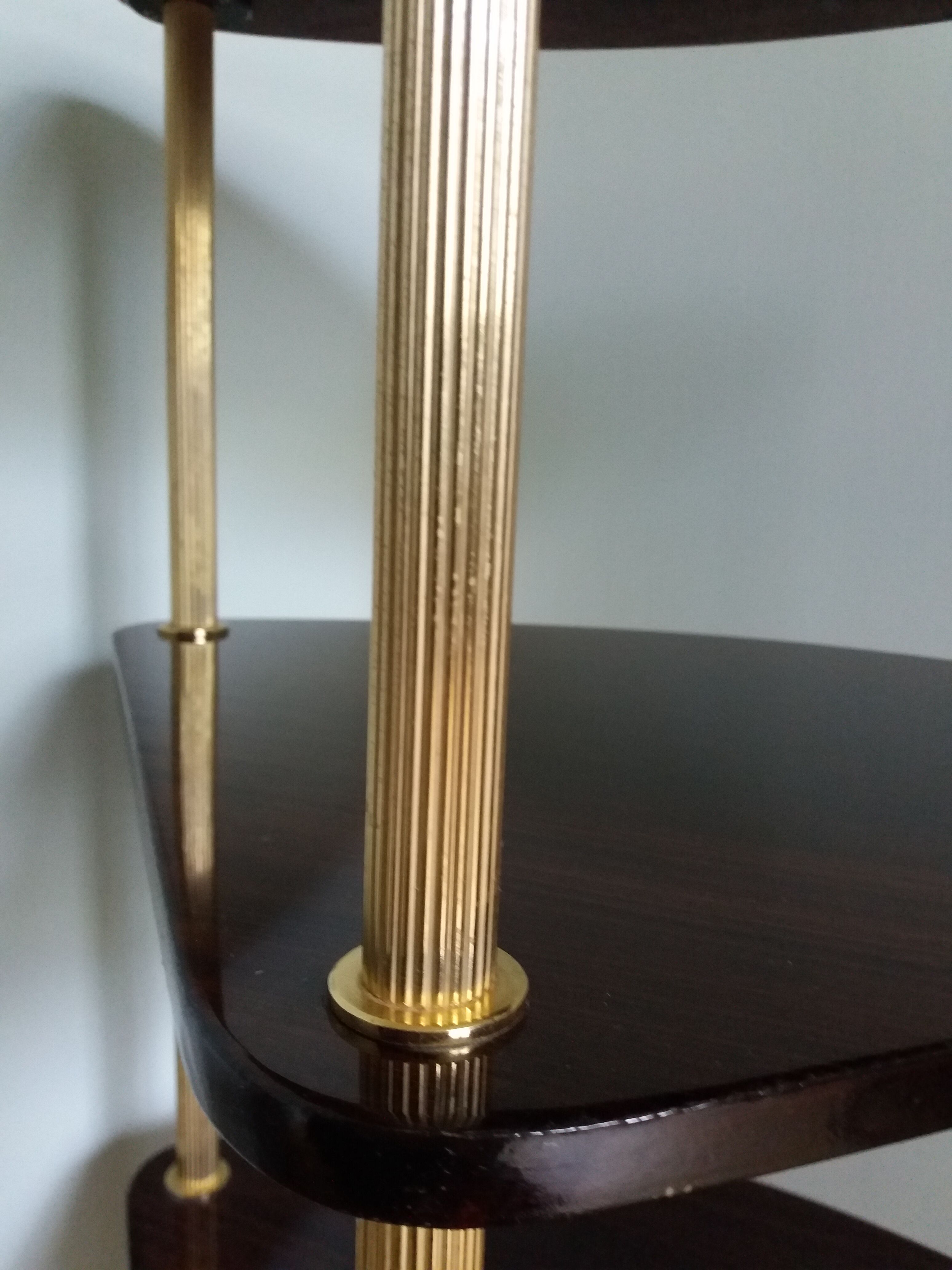 Formica corner shelf neck and gilded metal