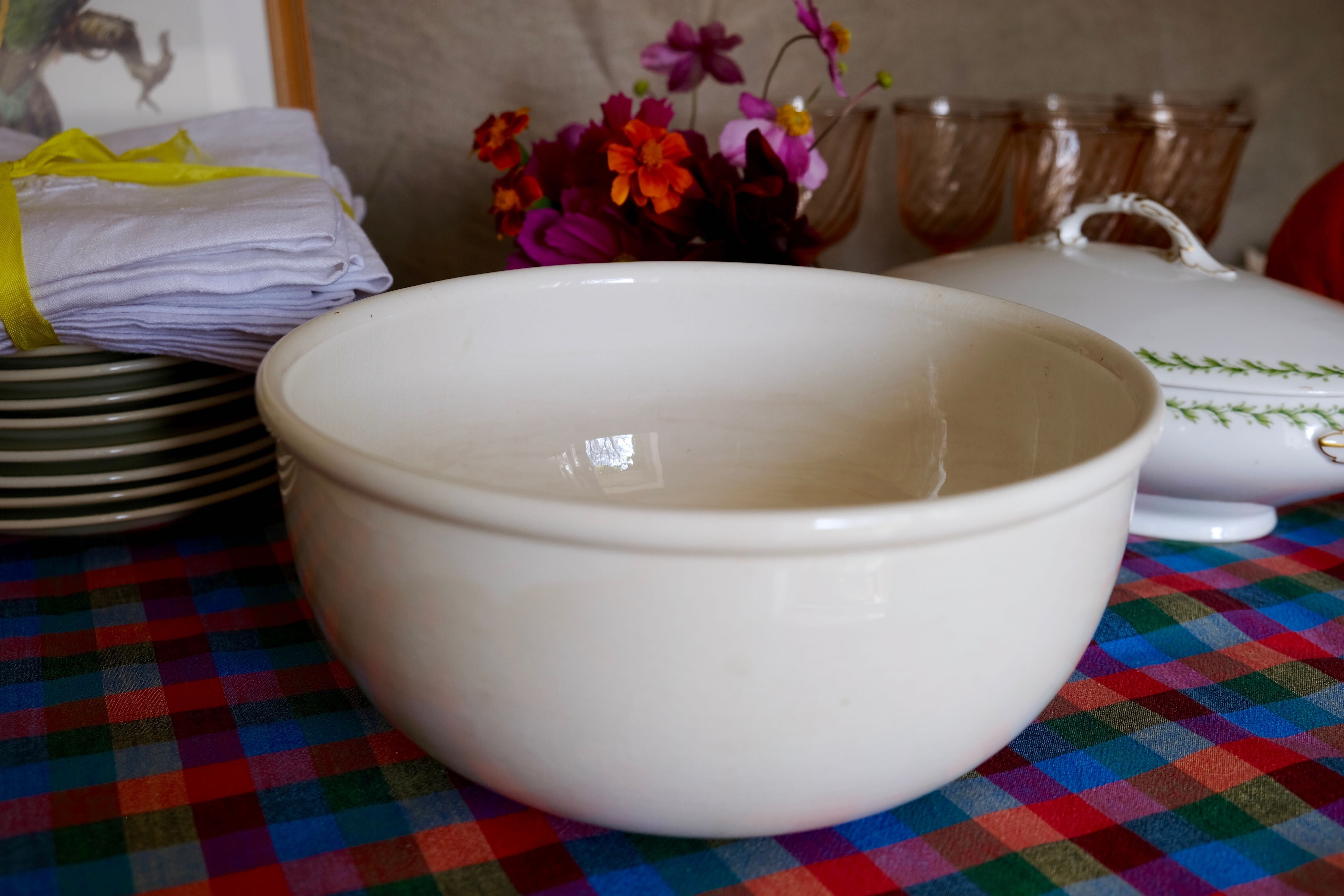 Old GIEN bowl