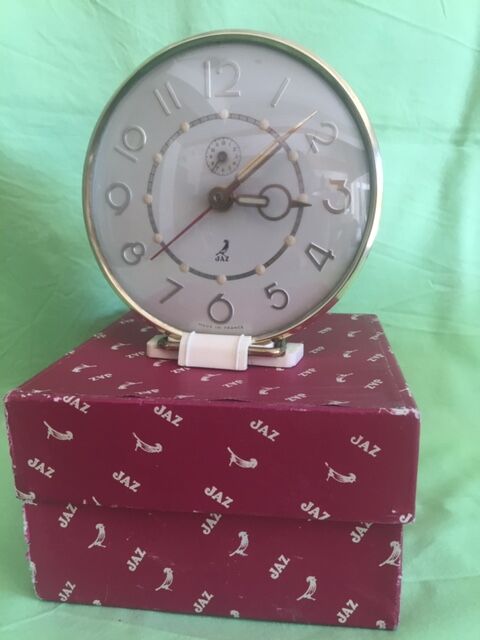 Jaz art deco clock