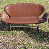 2 office armchairs + Settee / Swan sofa by Arne Jacobsen for Fritz Hansen, original leather
