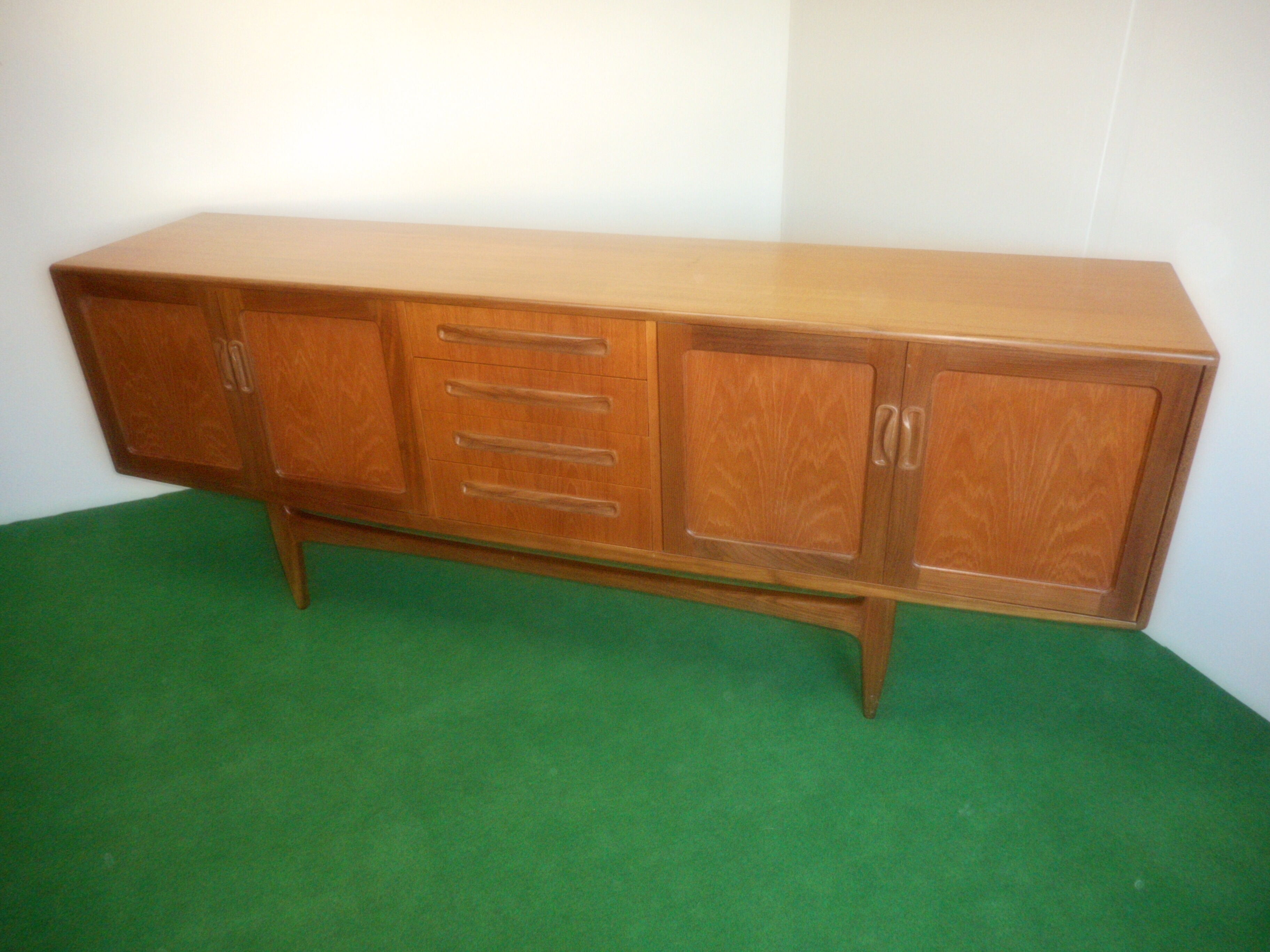 Sideboard
